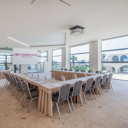 维拉摩拉皇冠假日酒店 外观 照片 Meeting room
