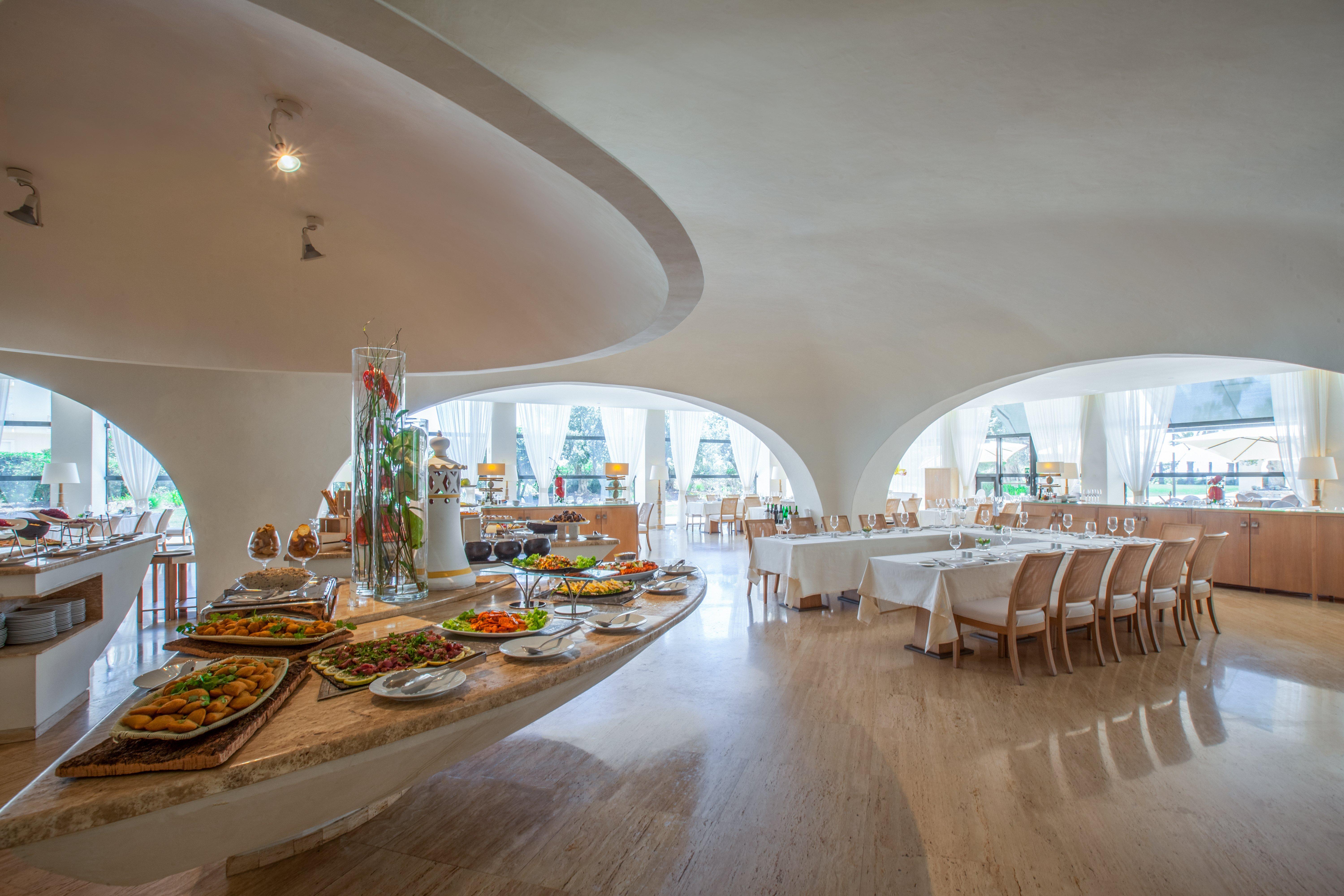 维拉摩拉皇冠假日酒店 外观 照片 The restaurant